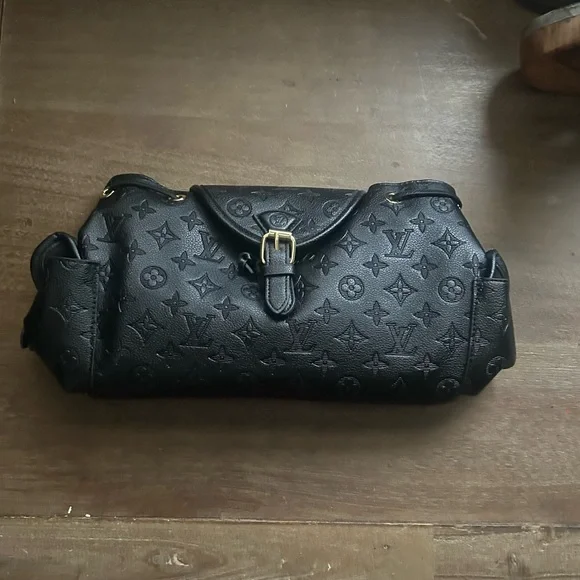 Black Designer Women's Bag - Picture 1 of 4